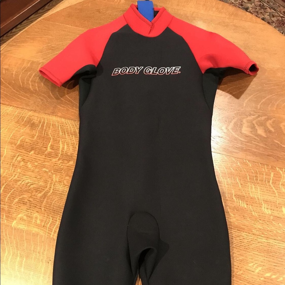 Body Glove wet suit